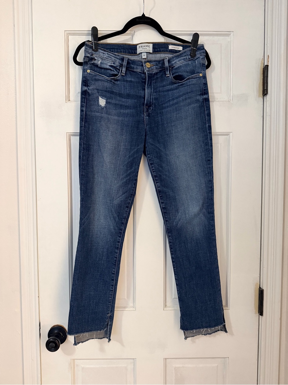 Frame Denim Le High Straight Jeans in Dark Blue Wash with High-Low Hem